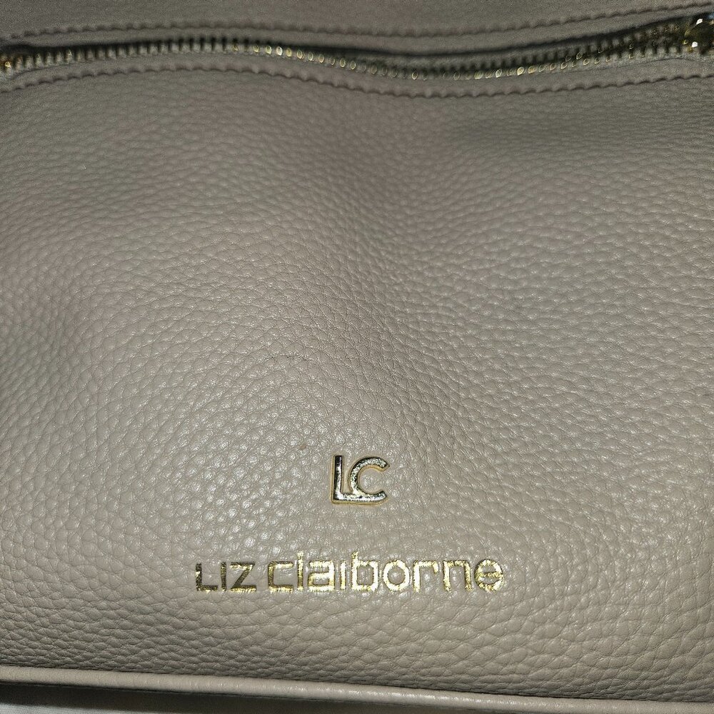 Liz Claiborne beige or tan purse with long straps so could be worn crossbody M - Picture 4 of 9